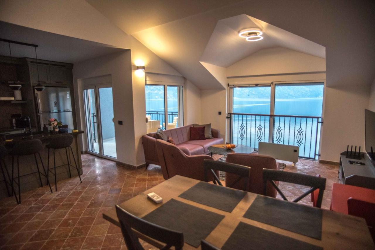 Modern Waterfront 3-Bed Apartment Donja Kostanjica Dış mekan fotoğraf