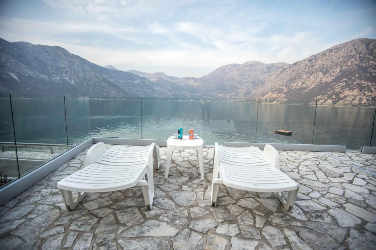 Modern Waterfront 3-Bed Apartment Donja Kostanjica Dış mekan fotoğraf