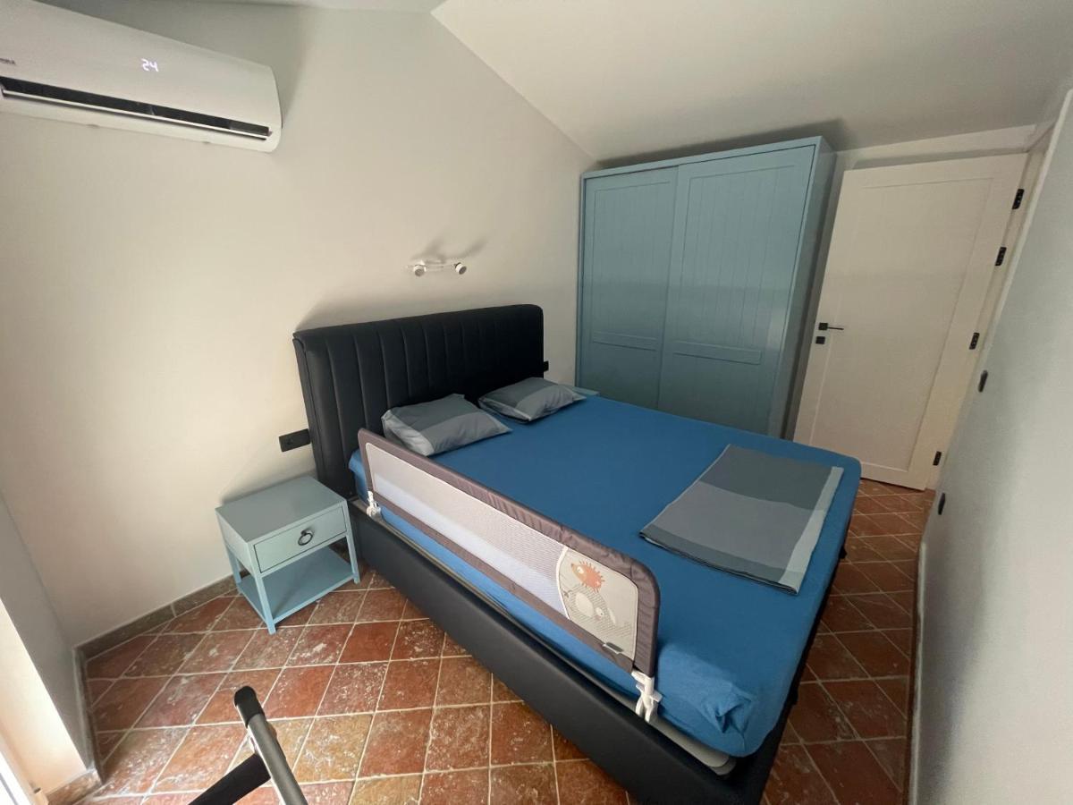 Modern Waterfront 3-Bed Apartment Donja Kostanjica Dış mekan fotoğraf
